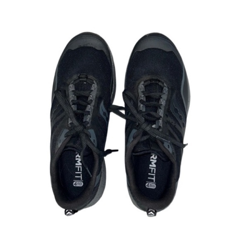 Saucony Trail Running PEREGRINE Sneakers. Women’s 8. Black and Grey.